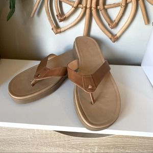 XAppeal Jordyn thong sandals